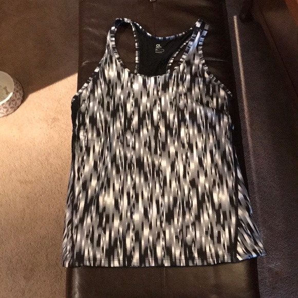 GAP Tops - Black white gap fit medium tank